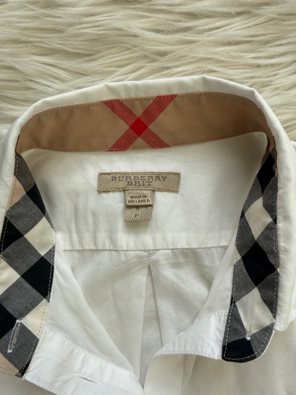 Burberry Brit White Button-Front Shirt with Check Cuff & Neck Detail Size SP - Picture 9 of 15